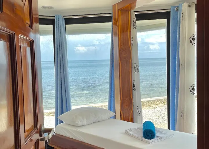 Beachfront 5* Boljoon